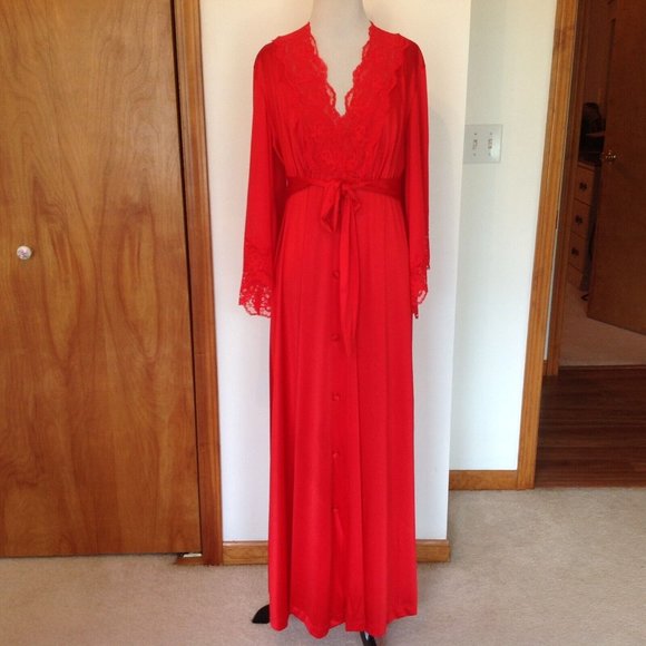 Vintage JCPenney Nightgown Robe Set Size Medium Red